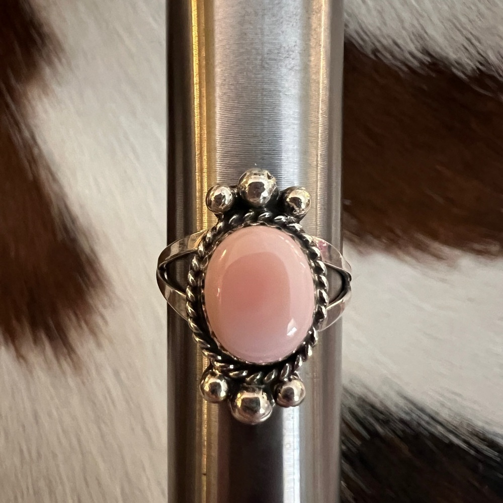 ❤️ Native American Robinson Martinez Queen Pink Conch Sterling Ring Size 6 - Picture 9 of 14